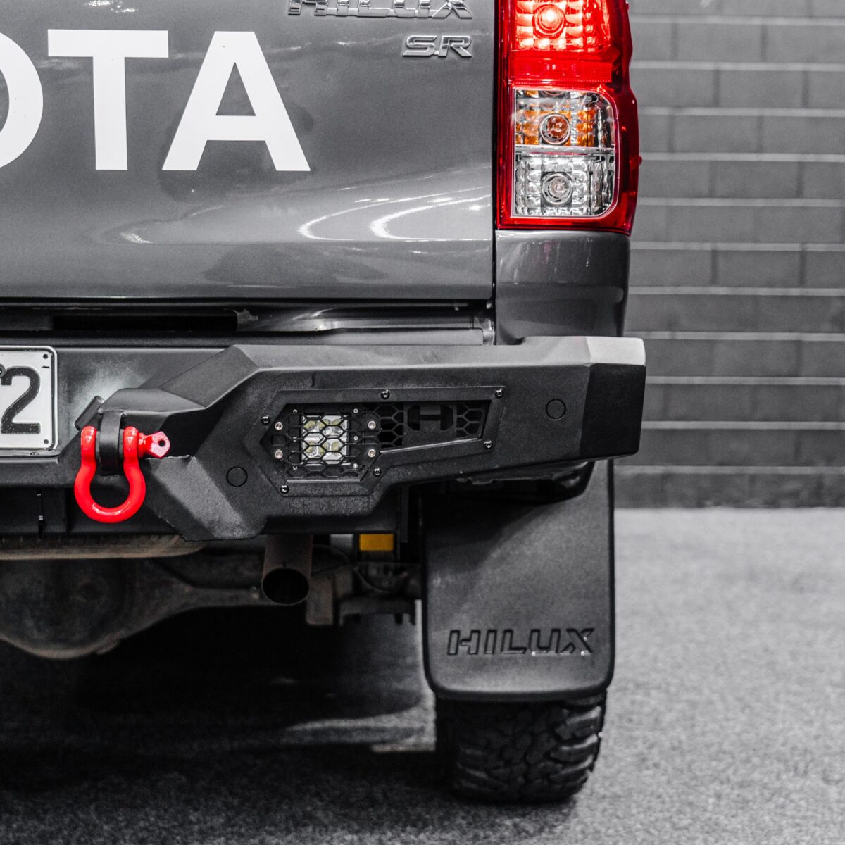Defender Rear Bar - Image 4