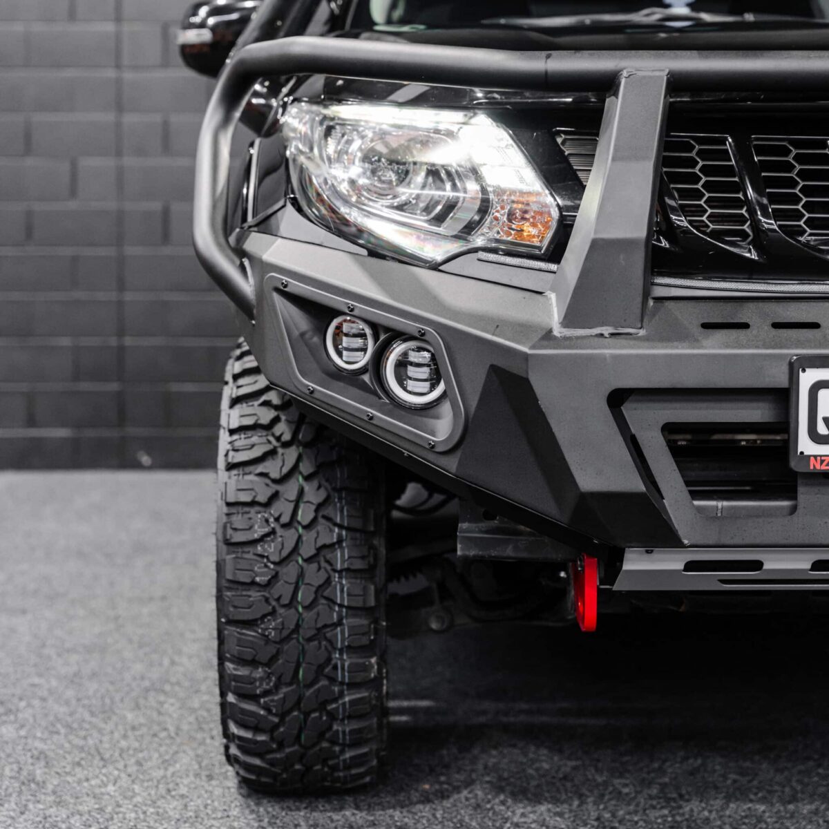 DEFENDER Off-Road Triple Loop Bull-Bar - Image 2